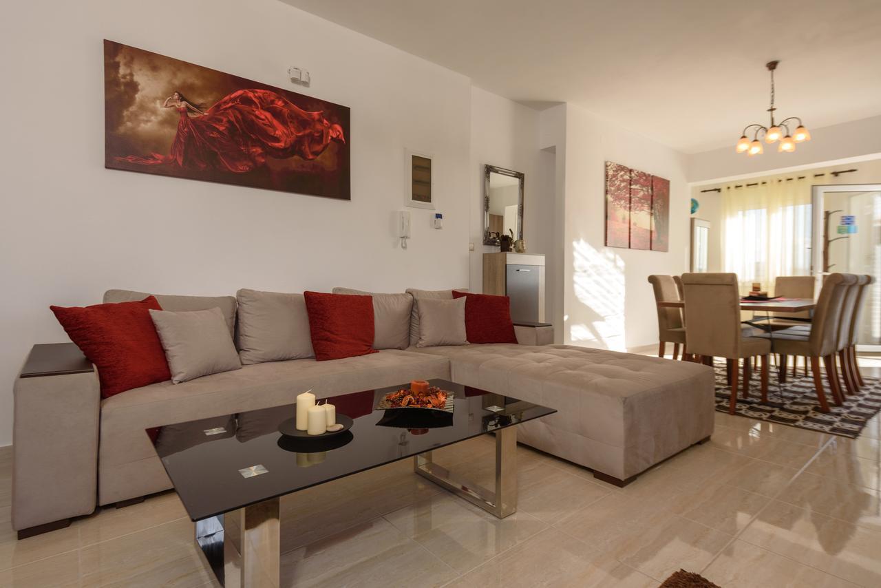 Elpidis Villa Кокинос Пиргос Екстериор снимка